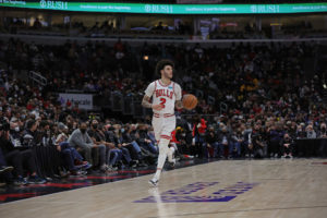 Lonzo Ball se perderá el training camp y es duda para el inicio de temporada
