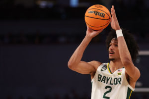 Los Pacers firman un contrato dual a Kendall Brown