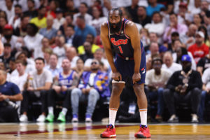 Daryl Morey cree que Harden está totalmente recuperado de sus problemas físicos