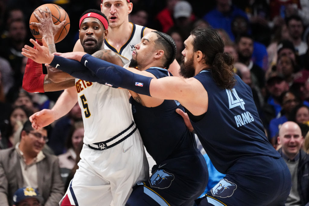 Why Memphis Grizzlies should sign Steven Adams to contract extension