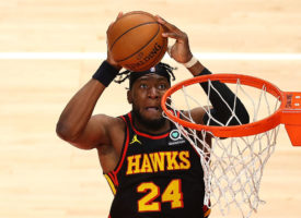 Bruno Fernando firma por cuatro temporadas con Houston
