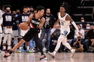 Anfernee Simons busca su mejor versión junto a Damian Lillard