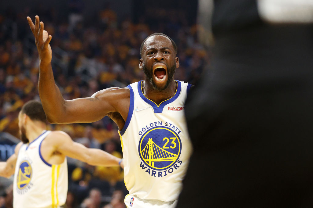 Draymond Green agrede a Jordan Poole durante un entrenamiento