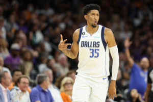 Luka Doncic, satisfecho con las primeras 'dosis' de Christian Wood