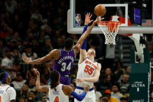 Los Bucks, único equipo invicto de la NBA (4-0)