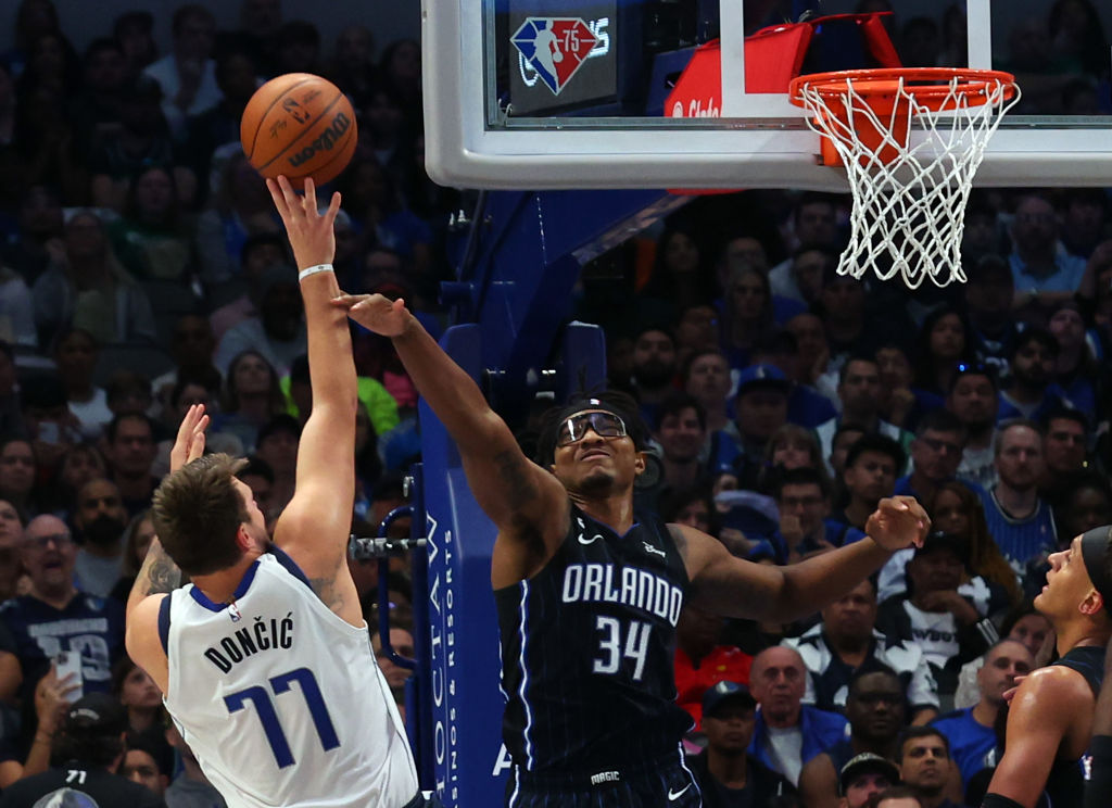 Los 44 puntos de Doncic son demasiado para Orlando