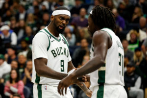 Milwaukee firma el mejor comienzo de temporada de su historia