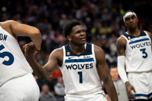 Anthony Edwards tacha a sus Timberwolves de "blandos"