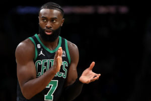 Los Celtics también son un rodillo sin Tatum