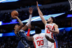 Ben Simmons responde a quienes cuestionan su compromiso