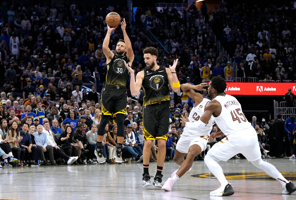 Cleveland sucumbe a los 40 puntos de Curry