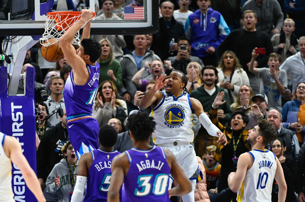 Utah remonta a los Warriors en un final loco