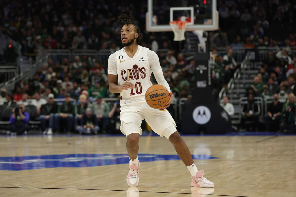 Darius Garland y su pulgar preocupan a los Cavaliers