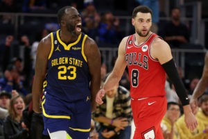 Golden State asesta otro golpe a los heridos Bulls