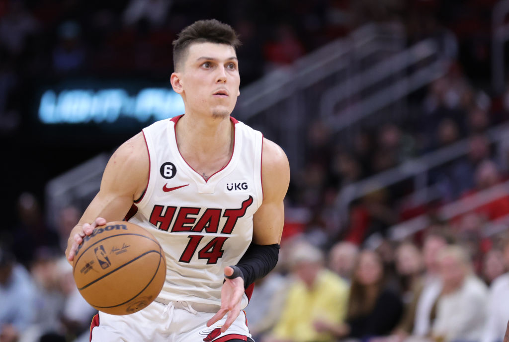 La mejor versión de Herro tumba a los Rockets