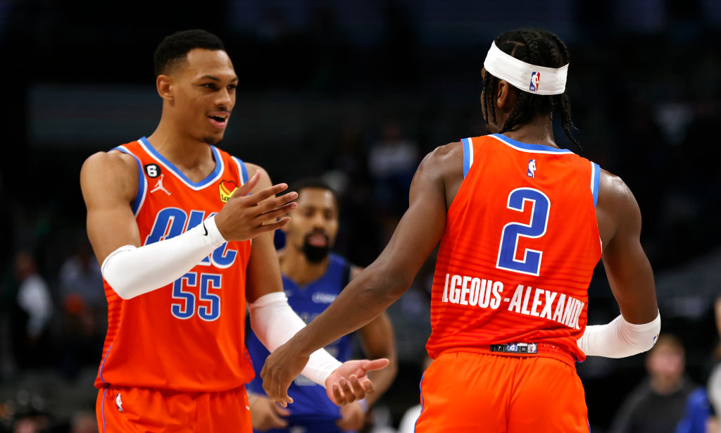 Shai somete a unos Mavericks sin Doncic