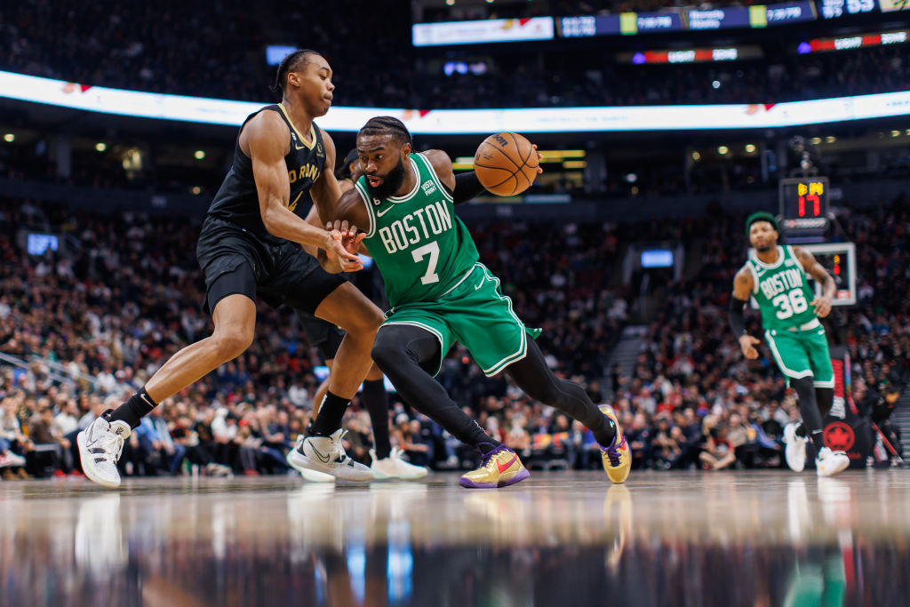 Los Celtics dan continuidad a su racha ganando en Toronto