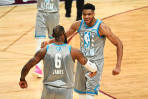 LeBron continúa liderando los votos para el All-Star y Antetokounmpo desbanca a Durant
