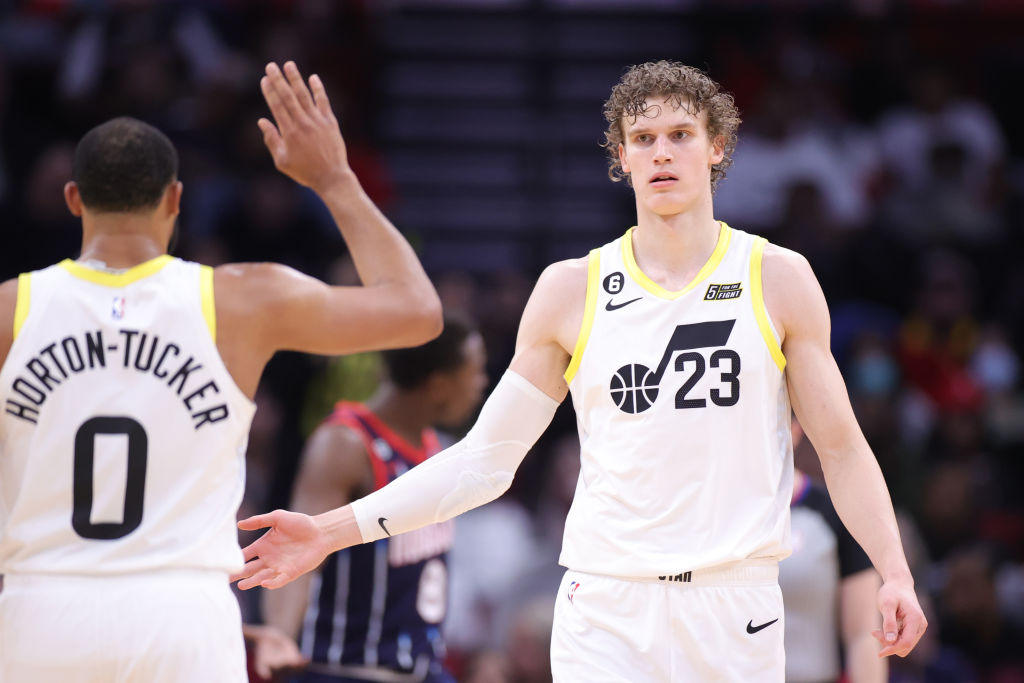 Utah rompe su mala racha con un espectacular Markkanen de 49 puntos