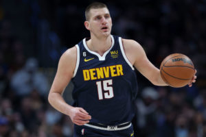 Denver aprovecha la baja de LeBron y pone fin a la buena racha angelina