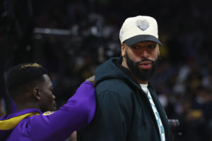 Anthony Davis, listo para regresar esta noche ante los Spurs