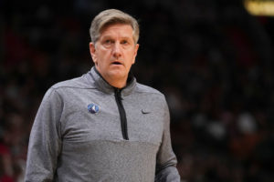 Chris Finch critica duramente a sus Timberwolves