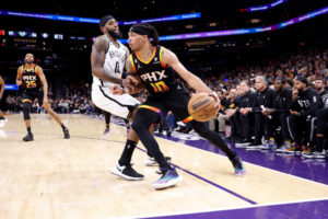 Damion Lee cree que el éxito de los Suns dependerá de la capacidad de sacrificio