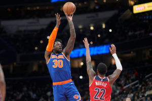 46 puntos de Randle para remontar a los Wizards