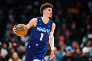 LaMelo Ball dice prácticamente adiós a la temporada