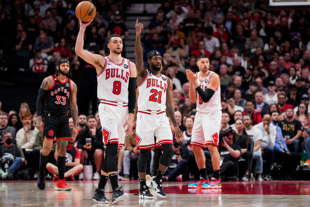 LaVine elimina a los Raptors tras remontar 19 puntos