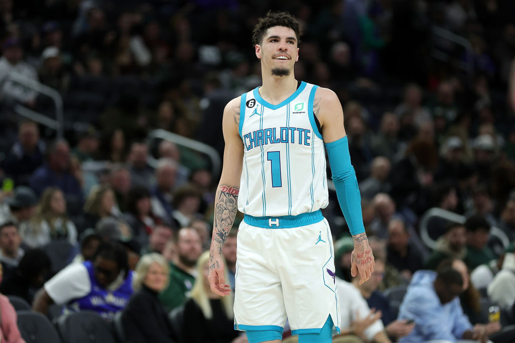 LaMelo Ball deja abierto su futuro