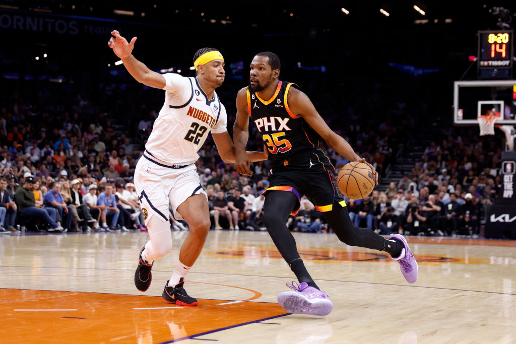 Los Suns siguen invictos con Kevin Durant