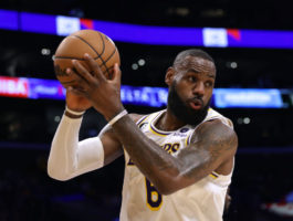 LeBron James: "Es un desafío jugar contra cualquier equipo"