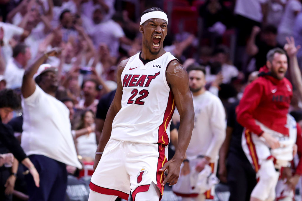 Jimmy Butler desata la locura en Miami... ¡con 56 puntos!
