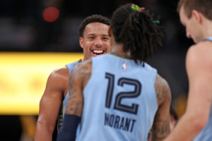 Los Grizzlies se llevan el Game 5 y la serie volverá a Los Ángeles
