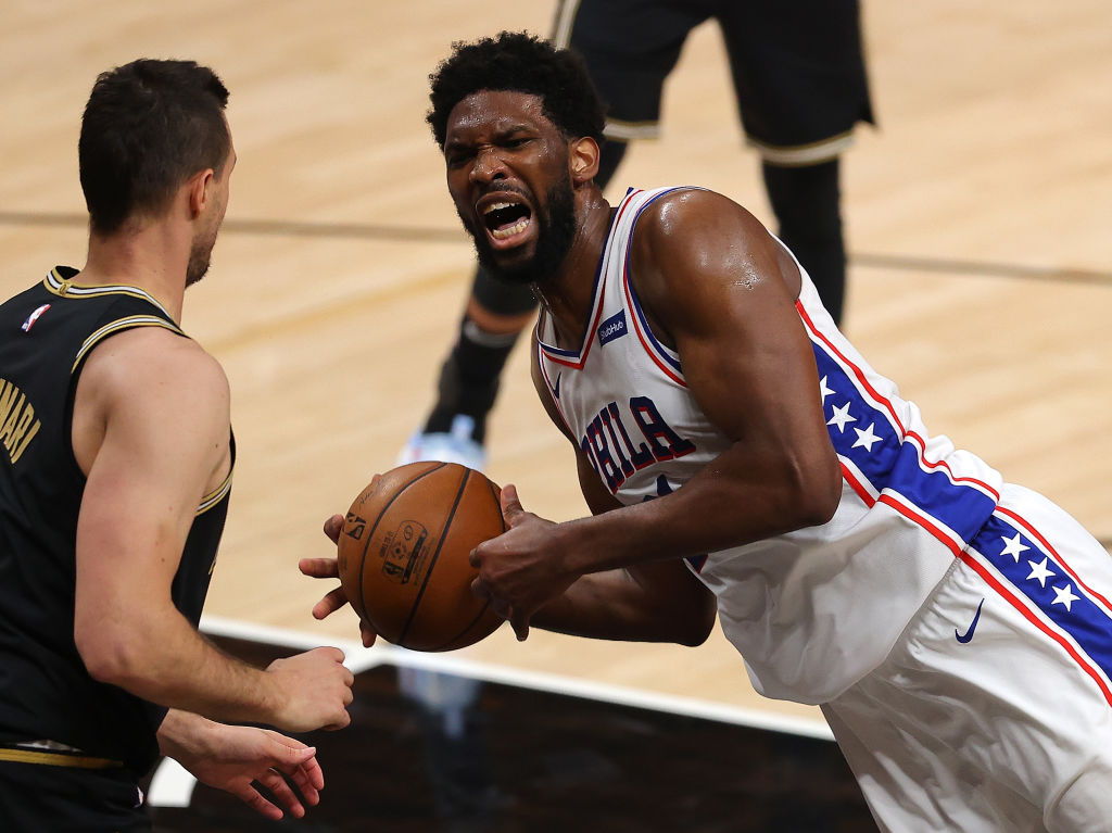 La NBA baraja sancionar el flopping con faltas técnicas