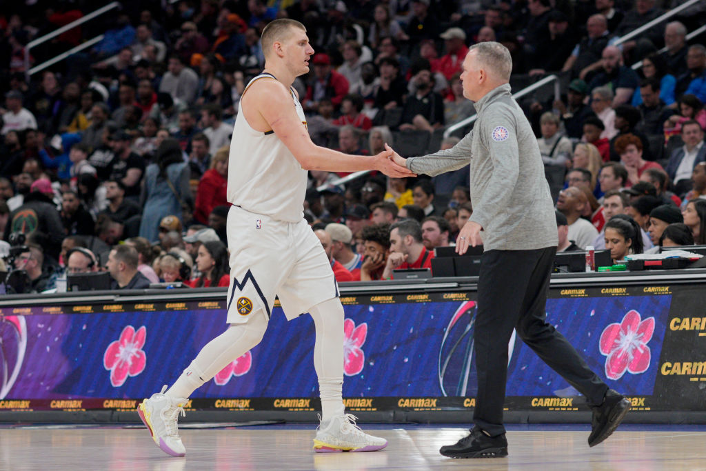Los ajustes de los Lakers no preocupan en Denver: "No es nada nuevo"