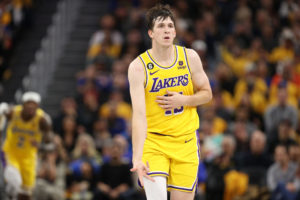 Austin Reaves manda un aviso a los Nuggets