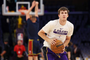 Austin Reaves asegura que quiere continuar en los Lakers