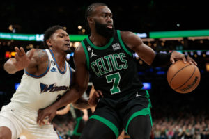 Boston, fuera de la carrera por Bradley Beal