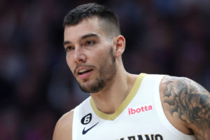 Los Pelicans dejan libre a Willy Hernangómez
