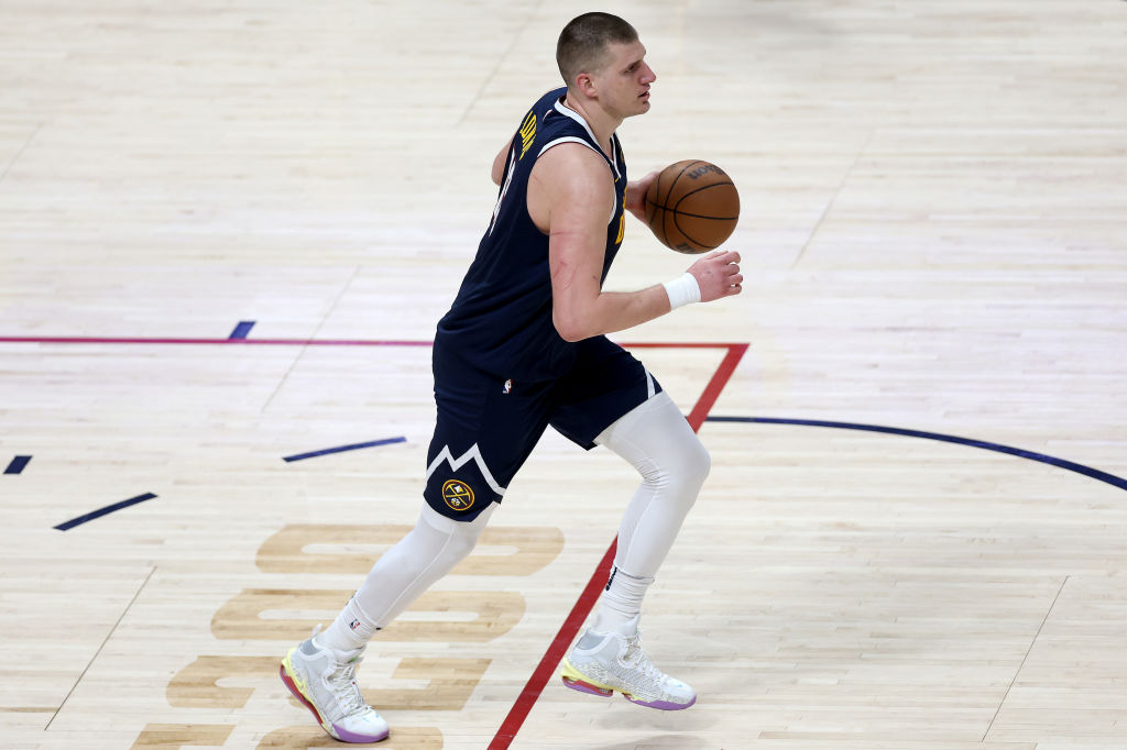 Spoelstra: "Tenemos que defender a Jokic con nuestros cinco hombres"
