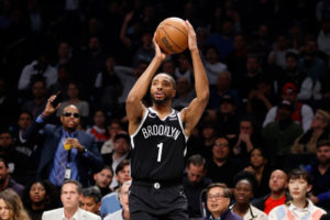Brooklyn se agarra a Mikal Bridges