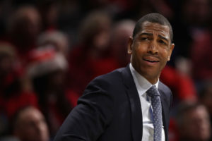 Kevin Ollie, nuevo técnico interino de los Nets