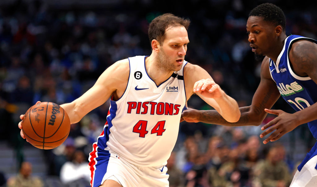 Los Pistons siguen recibiendo ofertas por Bogdanovic