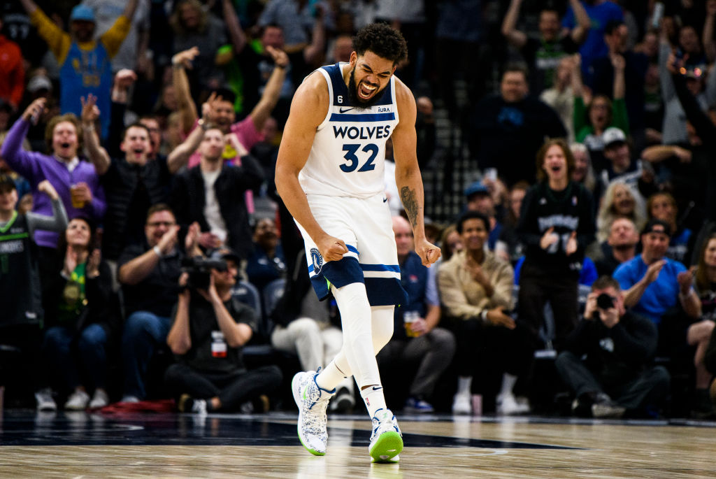 Towns y Horford encabezan la lista de República Dominicana para el Mundial