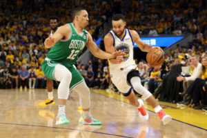 Grant Williams considera Curry el jugador con más impacto