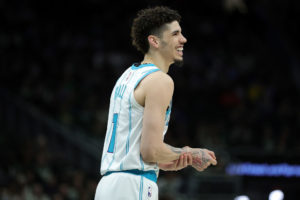 LaMelo Ball cierra una extensión máxima con Charlotte