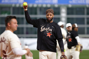 Tracy McGrady, sobre Harden: "No tiene ningún sentido lo que está haciendo"