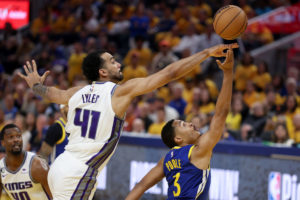 Trey Lyles seguirá en Sacramento